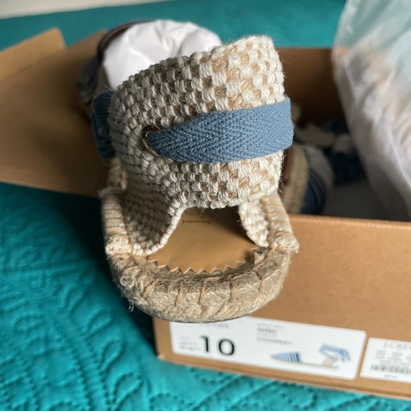 NWT Stripped Lace Up Espadrille- JCREW- Size 10 - Picture 2 of 13